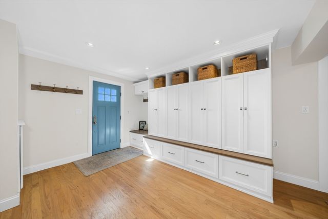 105 Macarthur Rd, Stoneham, MA 02180