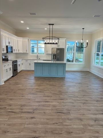 127 Village Drive, St Simons Island, GA 31522