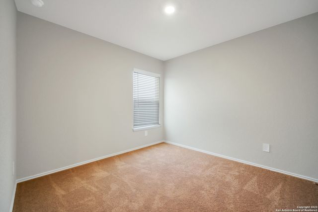 524 Roquefort St, New Braunfels, TX 78130