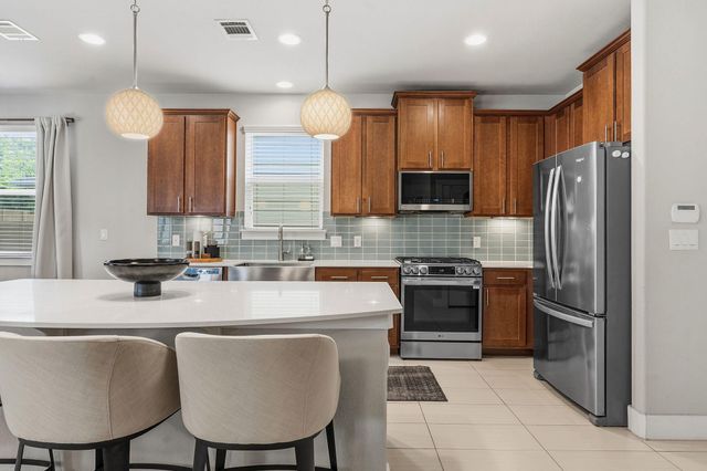 7402 Buchholz ST, Austin, TX 78745
