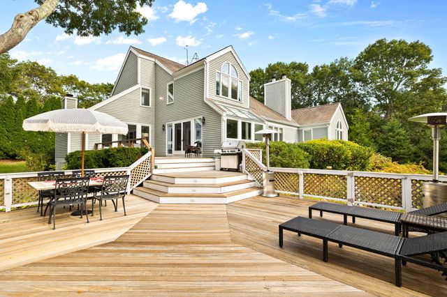 264 Hill And Plain Road, East Falmouth, MA 02536