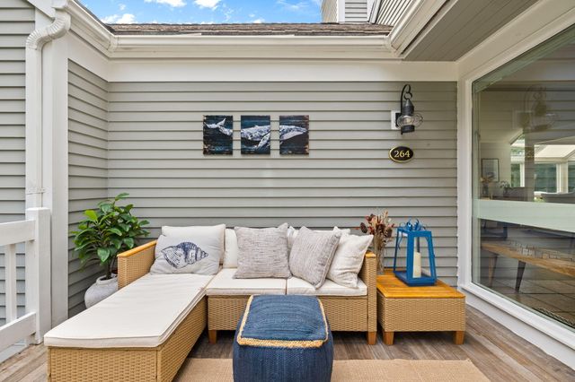 264 Hill And Plain Road, East Falmouth, MA 02536