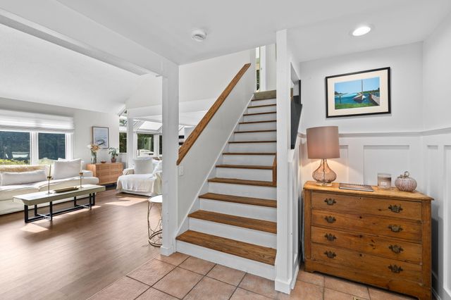 264 Hill And Plain Road, East Falmouth, MA 02536