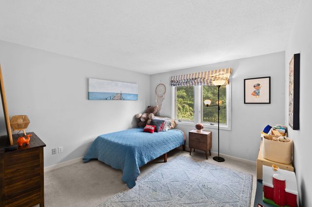 264 Hill And Plain Road, East Falmouth, MA 02536