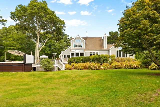 264 Hill And Plain Road, East Falmouth, MA 02536