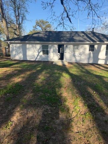 2899 Gresham Road, Atlanta, GA 30316