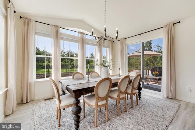 121 POE DR, Winchester, VA 22602