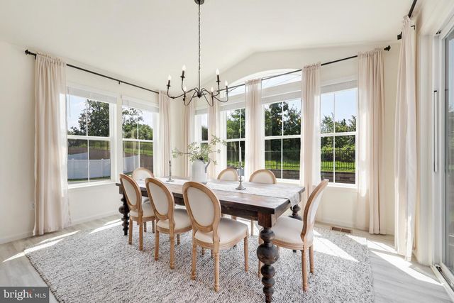 121 POE DR, Winchester, VA 22602