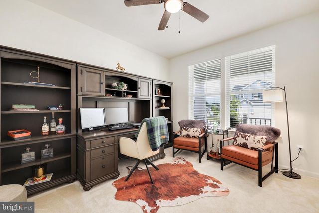 121 POE DR, Winchester, VA 22602