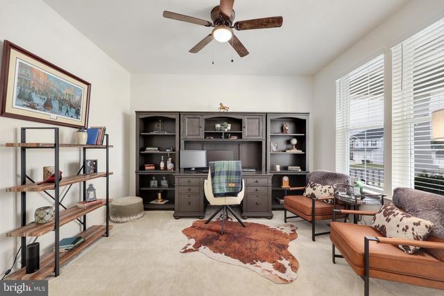 121 POE DR, Winchester, VA 22602