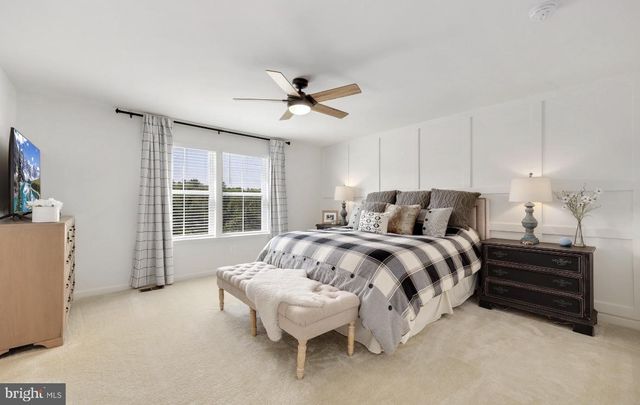 121 POE DR, Winchester, VA 22602