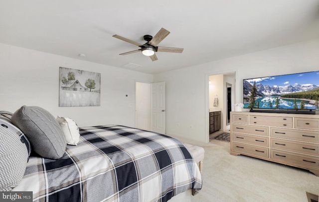 121 POE DR, Winchester, VA 22602