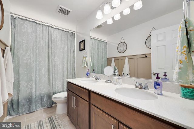 121 POE DR, Winchester, VA 22602