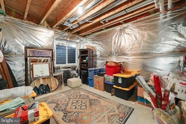 121 POE DR, Winchester, VA 22602