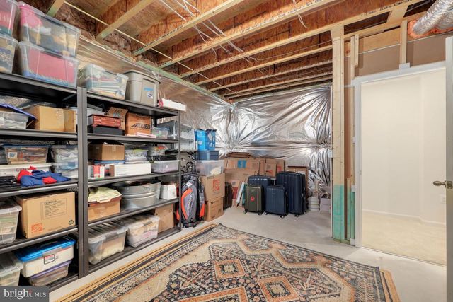 121 POE DR, Winchester, VA 22602