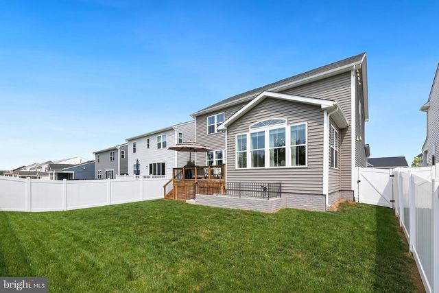 121 POE DR, Winchester, VA 22602