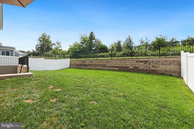 121 POE DR, Winchester, VA 22602