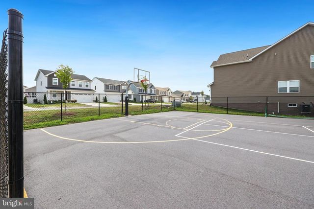 121 POE DR, Winchester, VA 22602