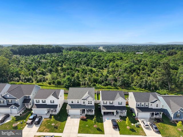 121 POE DR, Winchester, VA 22602