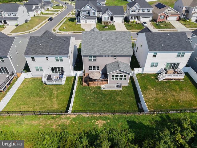 121 POE DR, Winchester, VA 22602