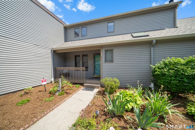 52 Elm Meadows 52, Enfield, CT 06082