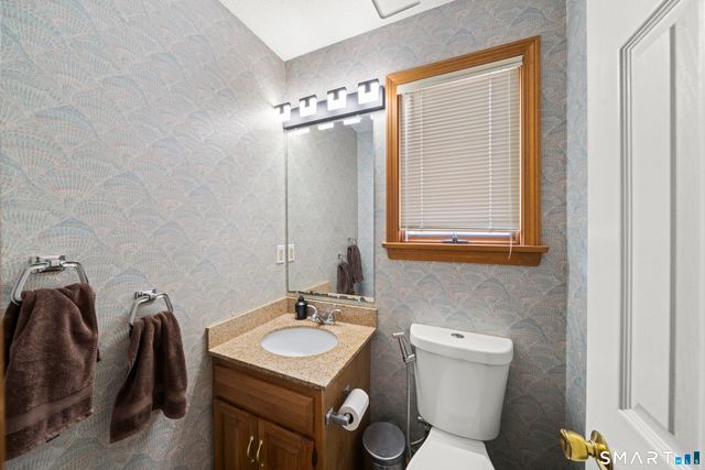 52 Elm Meadows 52, Enfield, CT 06082