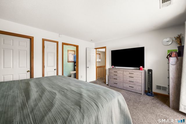 52 Elm Meadows 52, Enfield, CT 06082