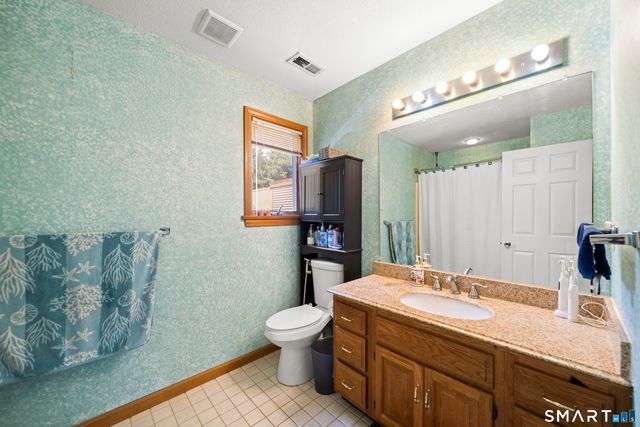 52 Elm Meadows 52, Enfield, CT 06082