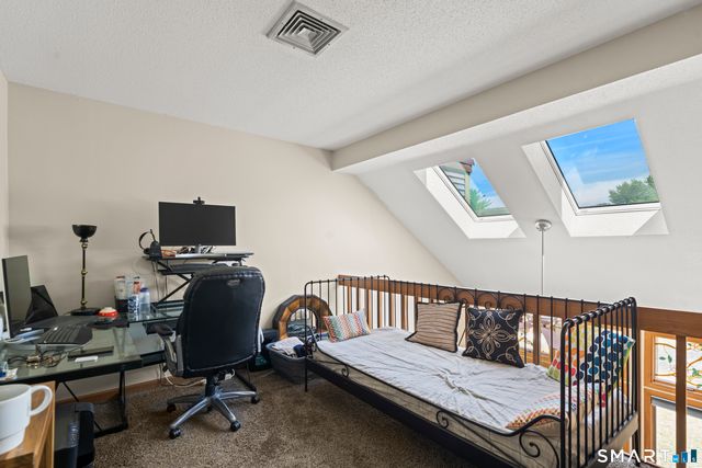 52 Elm Meadows 52, Enfield, CT 06082