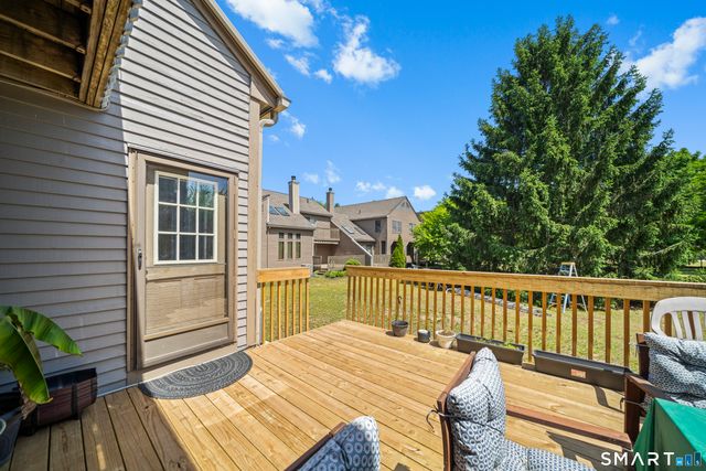 52 Elm Meadows 52, Enfield, CT 06082