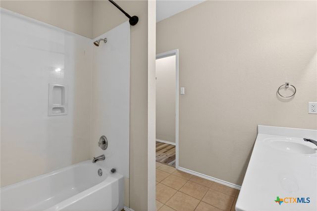 9000 Dunblane Drive, Killeen, TX 76542