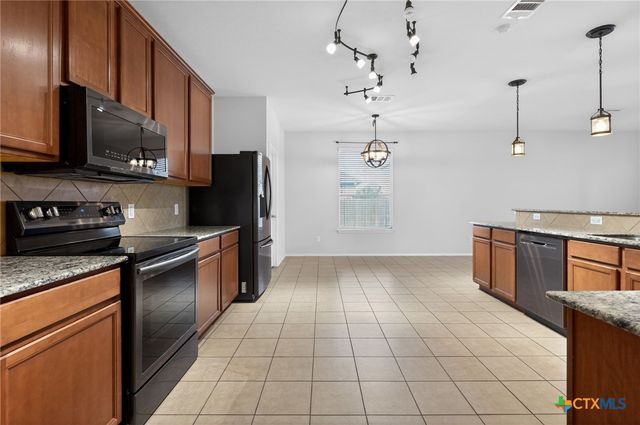 9000 Dunblane Drive, Killeen, TX 76542