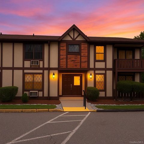 520 Sierra Vista Lane, Valley Cottage, NY 10989