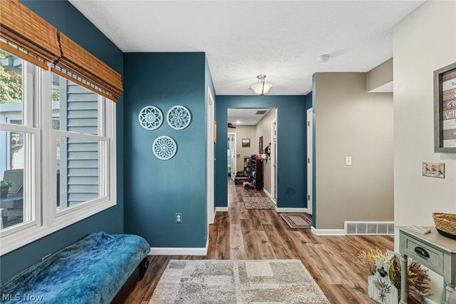 7391 Hidden Glen Drive, Amherst, OH 44001