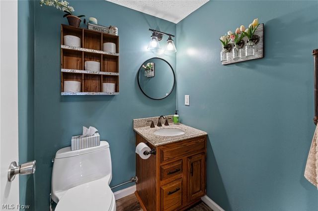 7391 Hidden Glen Drive, Amherst, OH 44001