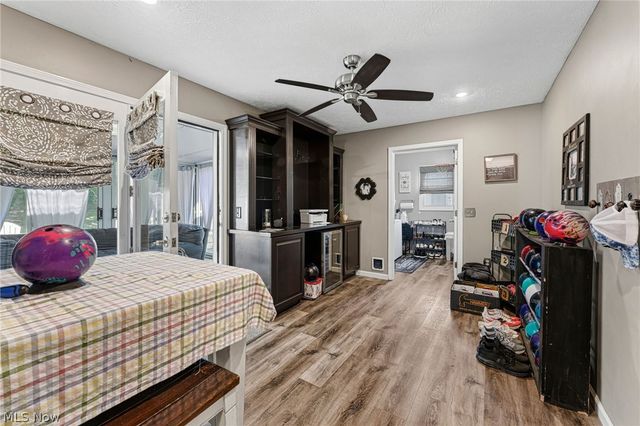 7391 Hidden Glen Drive, Amherst, OH 44001