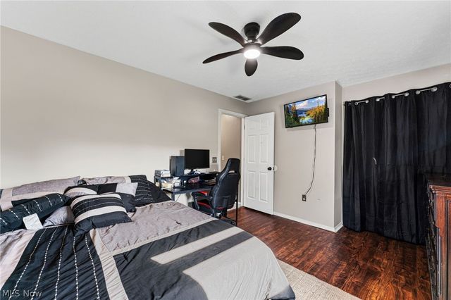 7391 Hidden Glen Drive, Amherst, OH 44001