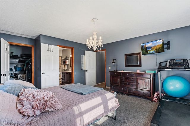 7391 Hidden Glen Drive, Amherst, OH 44001