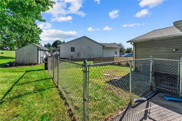 7391 Hidden Glen Drive, Amherst, OH 44001