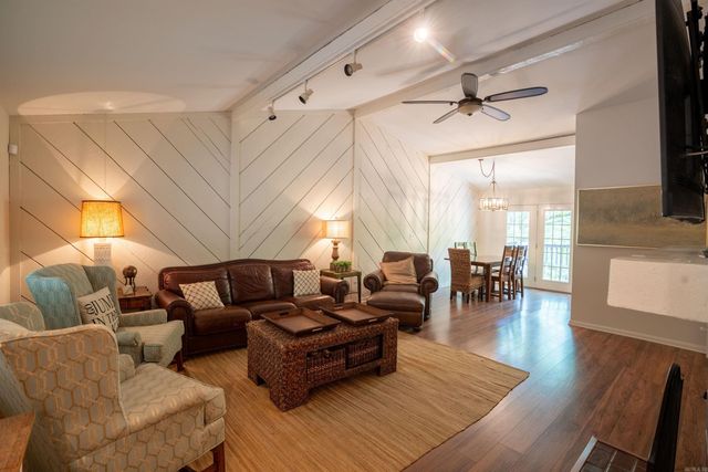 432 Ridgewood Drive, Heber Springs, AR 72543