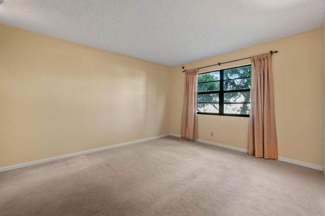 4640 Lucerne Lakes Boulevard W 306, Lake Worth, FL 33467