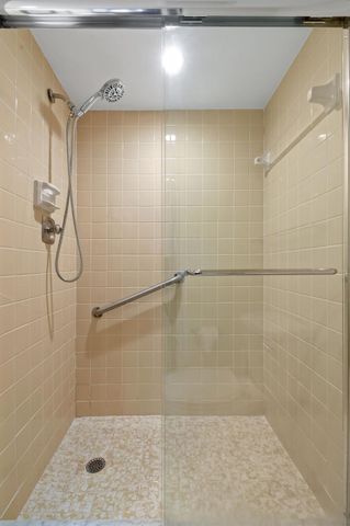 4640 Lucerne Lakes Boulevard W 306, Lake Worth, FL 33467