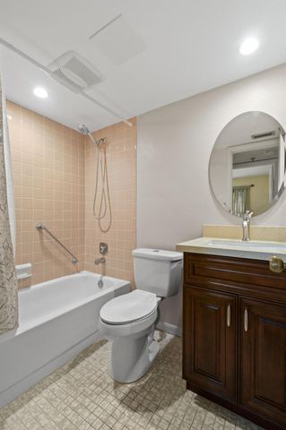 4640 Lucerne Lakes Boulevard W 306, Lake Worth, FL 33467