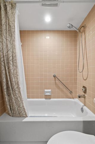 4640 Lucerne Lakes Boulevard W 306, Lake Worth, FL 33467