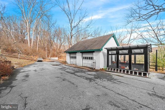 3934 THOMPSON BRIDGE RD, Wilmington, DE 19803