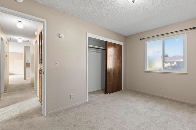 1212 Rosewood Dr, Yuba City, CA 95991