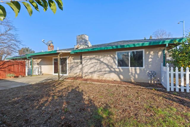 1212 Rosewood Dr, Yuba City, CA 95991