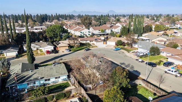 1212 Rosewood Dr, Yuba City, CA 95991