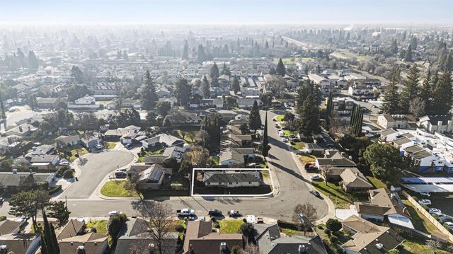 1212 Rosewood Dr, Yuba City, CA 95991