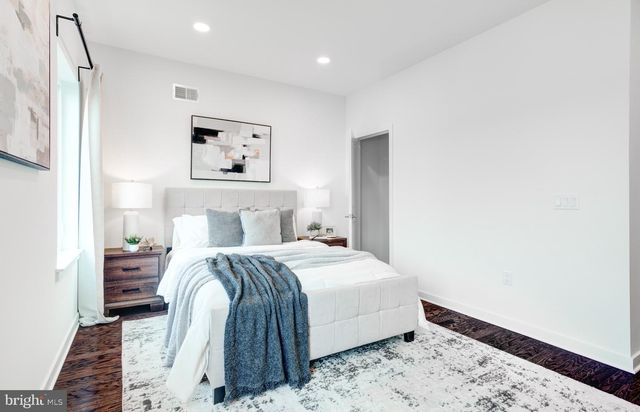 2022 E FLETCHER ST, Philadelphia, PA 19125